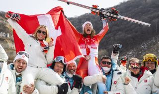 Съпругата на Валон Бехрами стана олимпийски шампион в алпийския супергигантски слалом