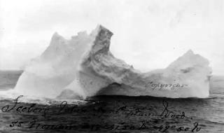 Появи се снимка на айсберга, потопил "Титаник"