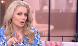 След напускането на „Преди обед“ Венета Райкова замина за Париж