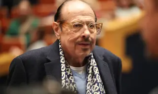 Почина Иван Тенев