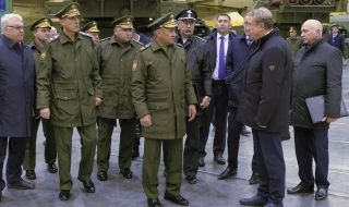 Сергей Шойгу посети зоната на военна операция в Украйна