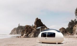 Автономна къща с форма на яйце за живеене извън града