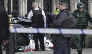 Терорът в Лондон (СНИМКИ)