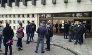 Започна гласуването на българите в Русия