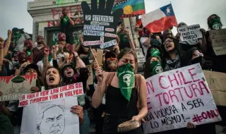 Чилийците решават на референдум съдбата на конституцията на Пиночет