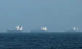 Над 100 търговски кораба преминали Ормузкия проток през последните два дни