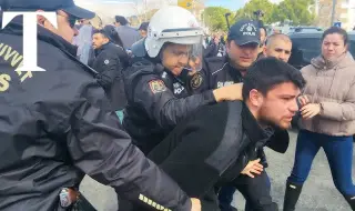 Арестуваха над 225 заподозрени като гюленисти при мащабна операция в Турция