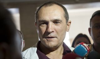 Божков говори пред германски журналист за "хунтата" в България