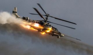 Хеликоптер Ка-52 унищожи украинска военна техника (ВИДЕО)
