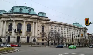 Правителството предлага таван от 20% за увеличението на таксите за платено обучение в университетите
