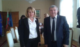 Приемат спешно наредбата за кучешките приюти