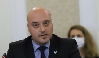 Атанас Славов, ДБ за ФАКТИ: Изпращането на военна помощ на Украйна ще предопредели решението ни за оставане в коалицията