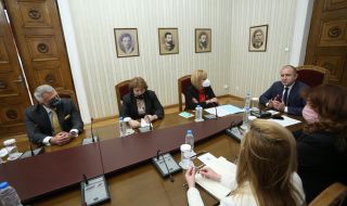 Радев към ИСМВ: Надявам се да трансформирате страстта си във воля за промяна