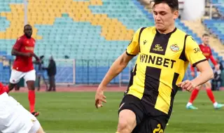 Янис Карабельов пред трансфер в Рапид (Букурещ)