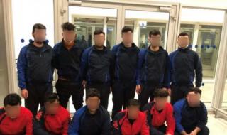 Нелегални мигранти се престориха на български отбор