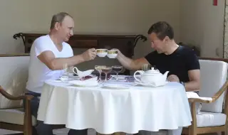 Путин спи по-малко от четири часа, не ползва изрази като "криндж" и "чил" и няма време за филми и книги