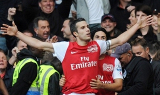 Виейра: Арсенал трябва да задържи Перси