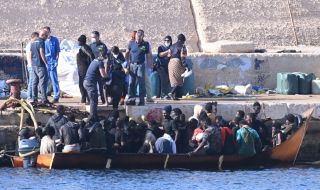 Германия ще възобнови приема на мигранти от Италия