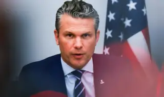 Хегсет съобщи за унищожаването на нов плавателен съд с "наркотерористи" в Тихия океан, убитите са двама