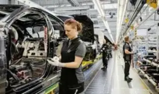  Mercedes-Benz е готов да навлезе в производството на отбранителна техника