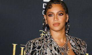 Бионсе олекна с тоалети и чанти за 1 милион долара