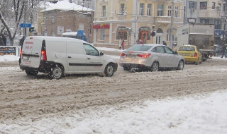 Опасни поледици в областите Сливен и Стара Загора