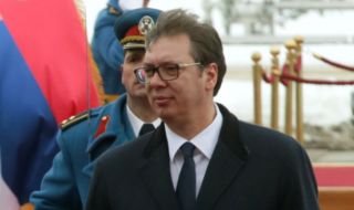 Вучич стяга армията