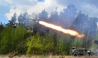 Русия е нанесла удар по хангар в корабостроителницата "Океан" в Николаев