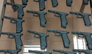 Във Видин митничари откриха заготовки за пистолети