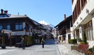 Туристи отменят резервации в родните ски курорти