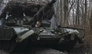 Русия нанася масирани удари по военни и стратегически обекти в Украйна