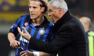 Форлан може да смени Интер с Милан