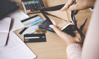 Американците подават все повече молби за помощи при безработица