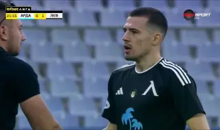 Продължават тежките преговори между Левски и Ракув за Марин Петков