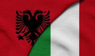 Споразумението на Италия с Албания за мигрантите е изправено пред препятствия и бюрокрация