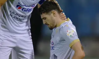 Марин Петков блести отново за Ал Таавун  