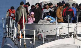 Турция прибра 48 нелегални имигранти