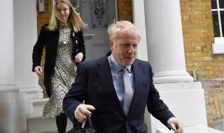Борис Джонсън няма да избяга от обвиненията за приближаващата вълна цунами от безработица