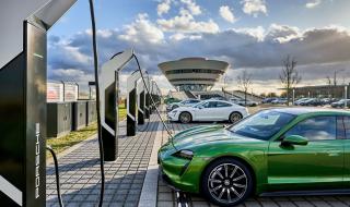 Porsche пусна най-мощната зарядна станция за електромобили