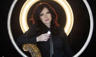 Жени Калканджиева също се осмели да покаже своя ретро СНИМКА