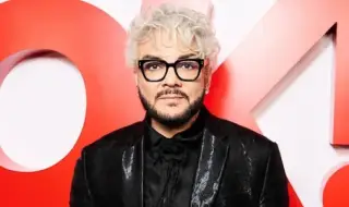 Филип Киркоров се появи с винтидж пуловер за 100 хиляди евро в предаване за астрология