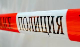 Мъж опита да насече брат си с брадва