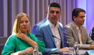 Ще направи ли опит „Демократична България“ да „глътне“ „Продължаваме промяната“