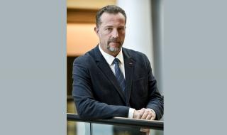 Иво Христов: Не можем до безкрай да се крием от вируса