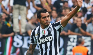 Хеттрик за Тевес при победа на Ювентус