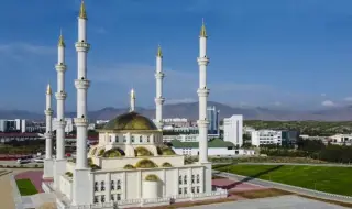 Откриват една от най-големите джамии в Европа