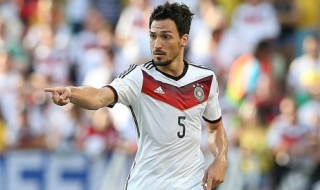 Дортмунд готови да продадат Хумелс