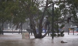 Австралия: Проливен дъжд причини наводнения