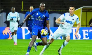 Сангаре хвърля маската: Без нея се чувствам по-свободен