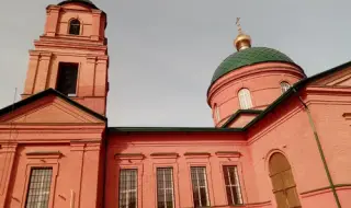 A Ukrainian kamikaze drone set fire to a church near Belgorod 